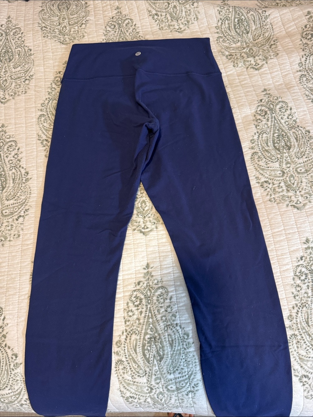 Lululemon leggings size 8